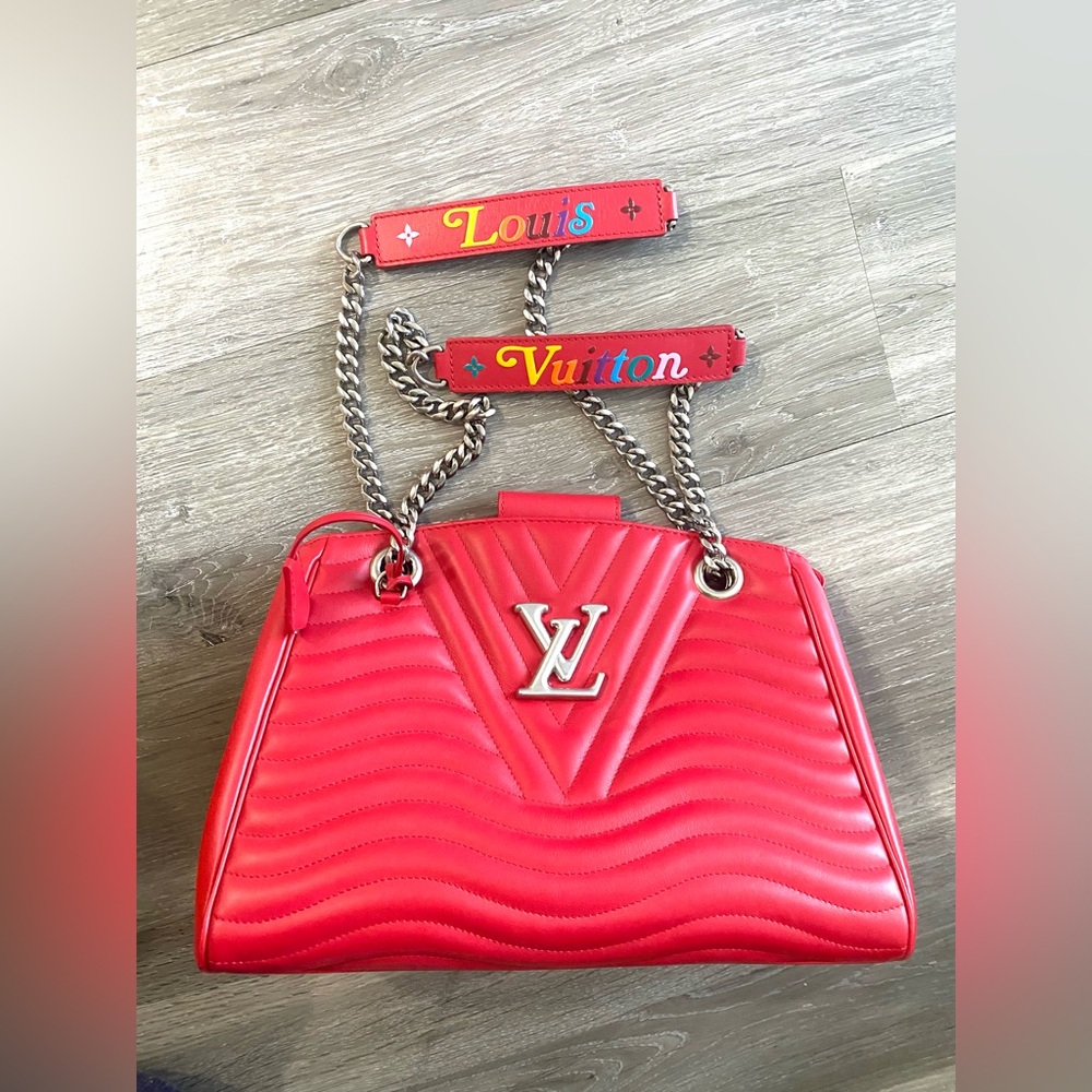 LV calfskin wave Tote